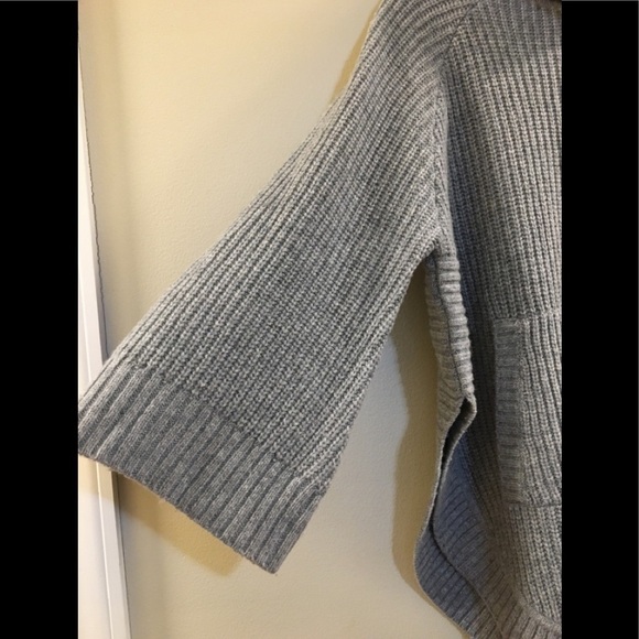 &. UGG Raelynn Sweater - Picture 8 of 16